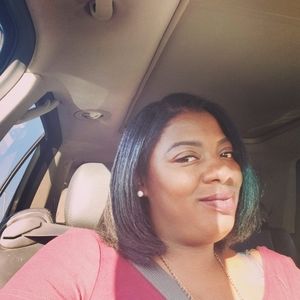 Meet your Posher, Alecia